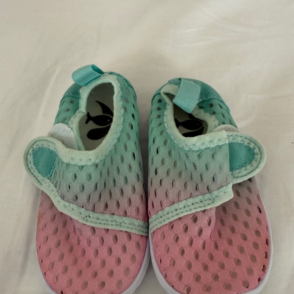 Toddler size 5 water shoes pink and light green. Like new